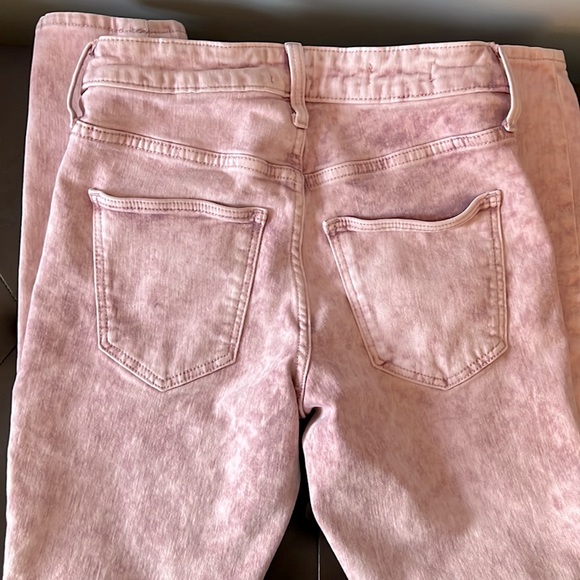 Universal Thead, women’s size 0/25R, Pink Stonewash jeans. - Picture 2 of 2